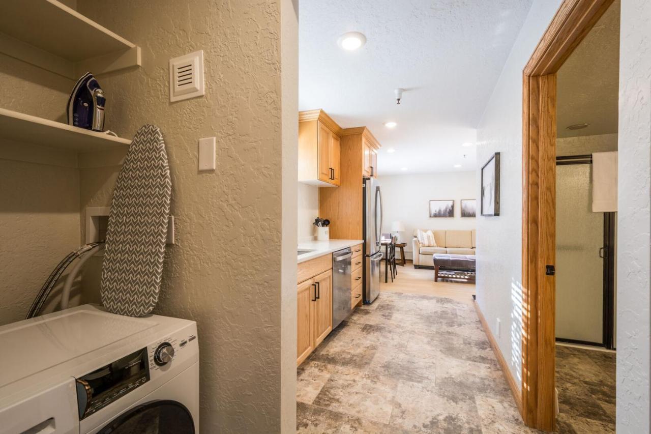Powder Hound 1 Bedroom Brighton Chalet Экстерьер фото